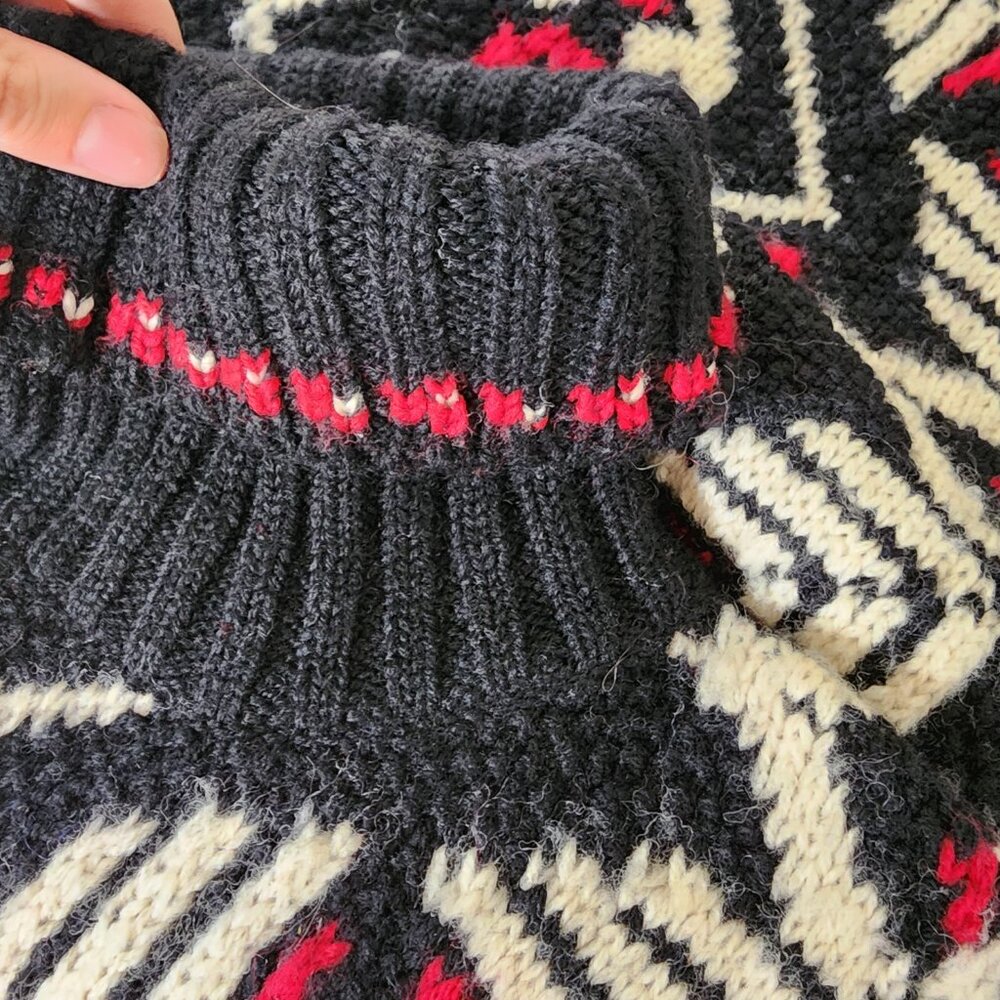 Vintage Jones New York Red Black White Wool Thick Turtleneck Oversized Sweater M - Picture 13 of 14